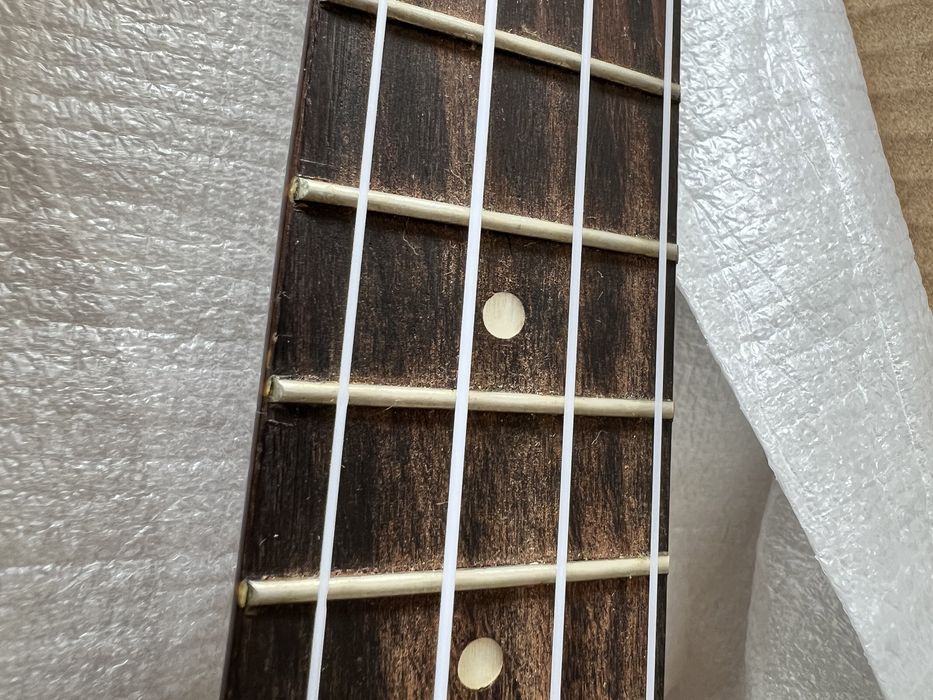 Pięknie brzmiące Ukulele Brunswick Soprano - Struny Aquila