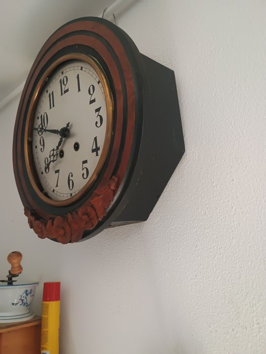 Wiszący zegar ścienny francuski stary
