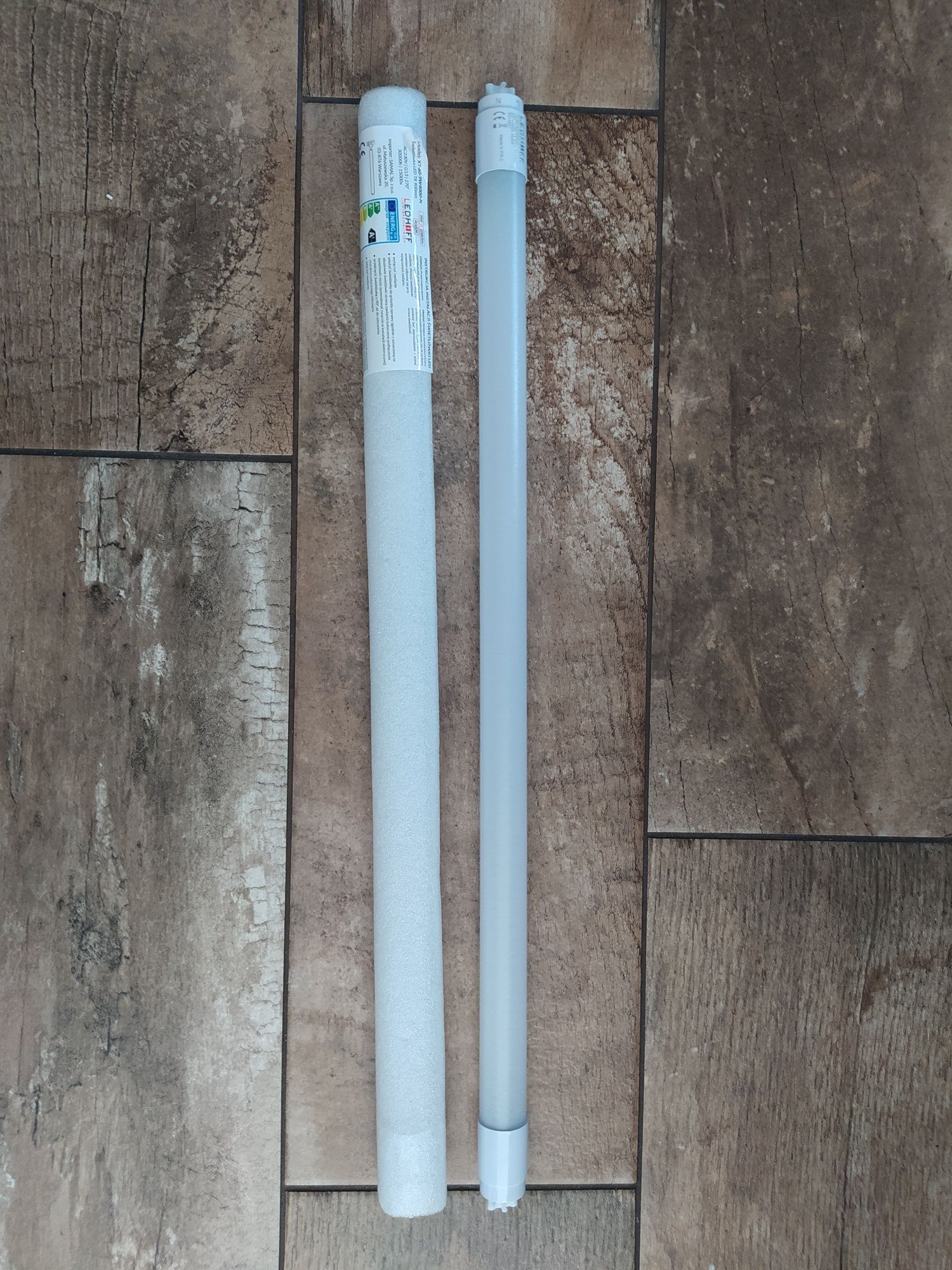 Świetlówka led t8 60cm 9w 4000K