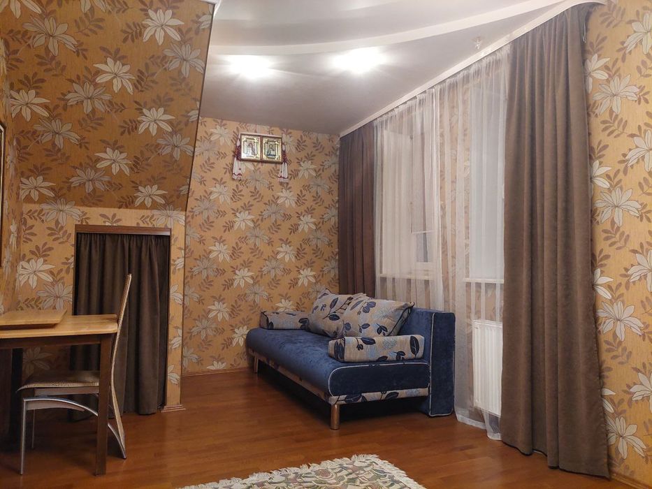 Оренда 2рівневої квартири в самому центрі міста