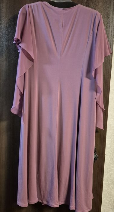 Продам нарядное платье