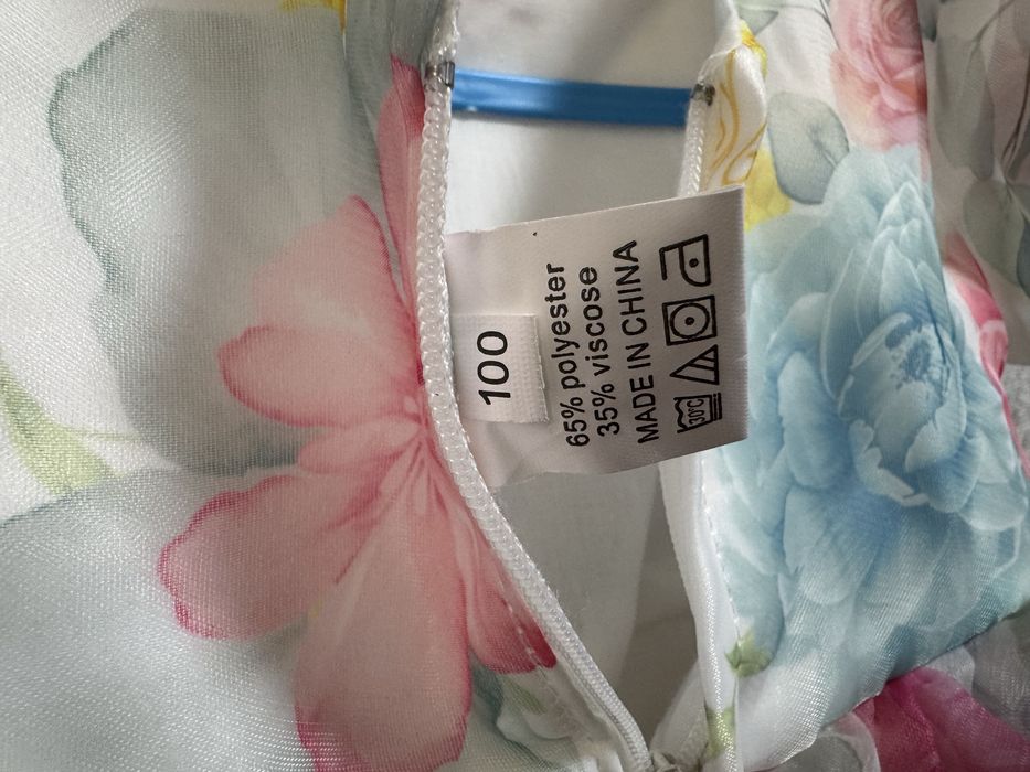 Продам платье для девочки