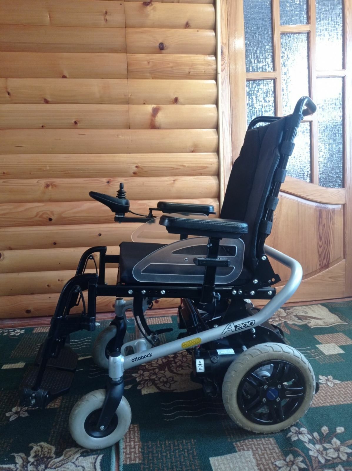купить инвалидную коляску. электроколяска, MEYRA, INVACARE