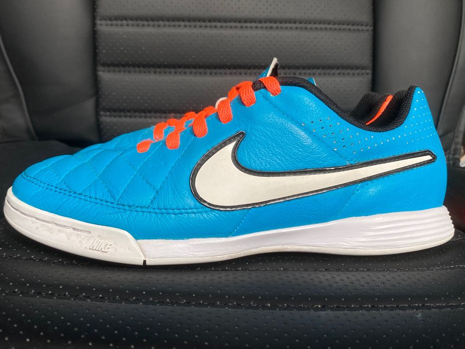 Nike Tiempo 36,5 (23,5cm) Halówki