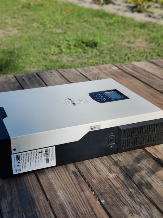 Сонячний гібридний інвертор Axioma ISMPPT BF 5000