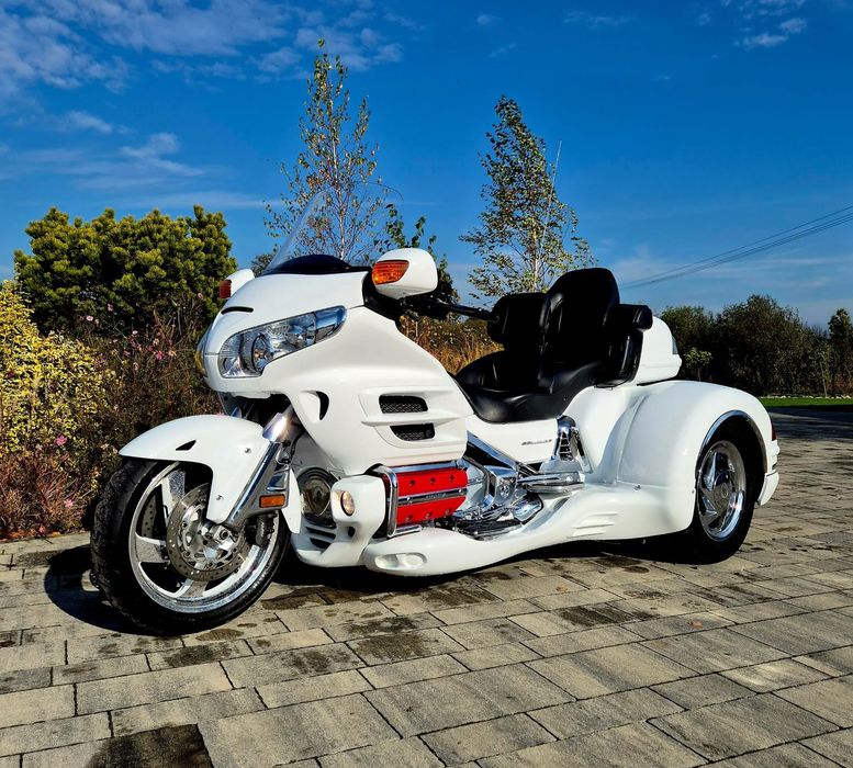 Honda GL Trajka Trike GL1800 GoldWing CSC