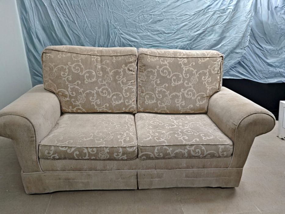 Conjunto Sofá cama 2 lugares e poltrona