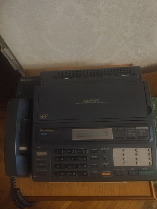 Телефон -Факс Panasonic KX-F130