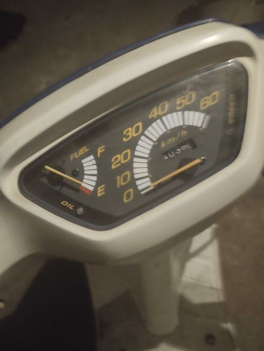 Продам хонду діо 18