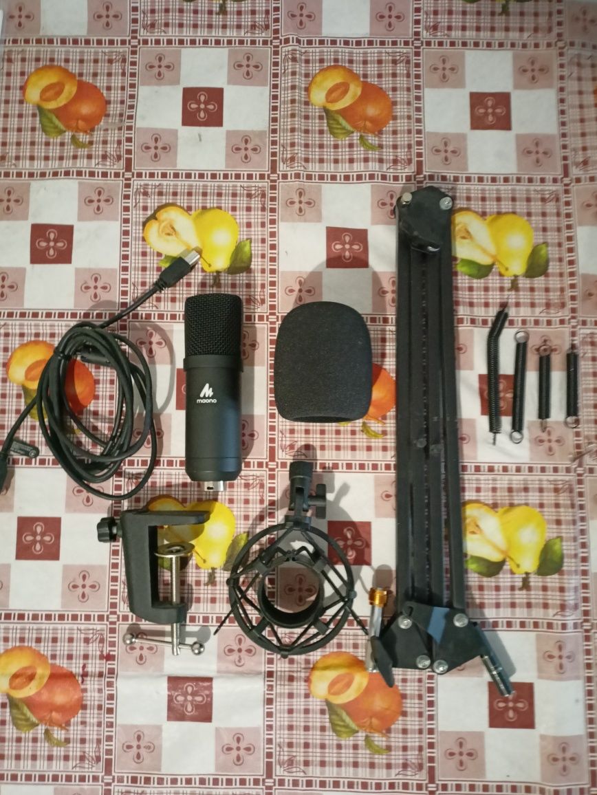 Продам мікрофон 2E Maono AU-A04 Kit USB