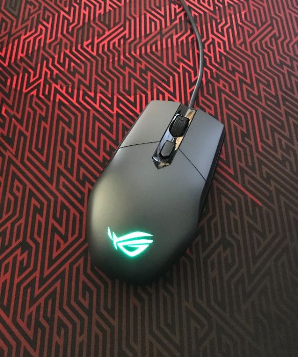 Rato - Asus ROG Strix Impact RGB Gaming Mouse