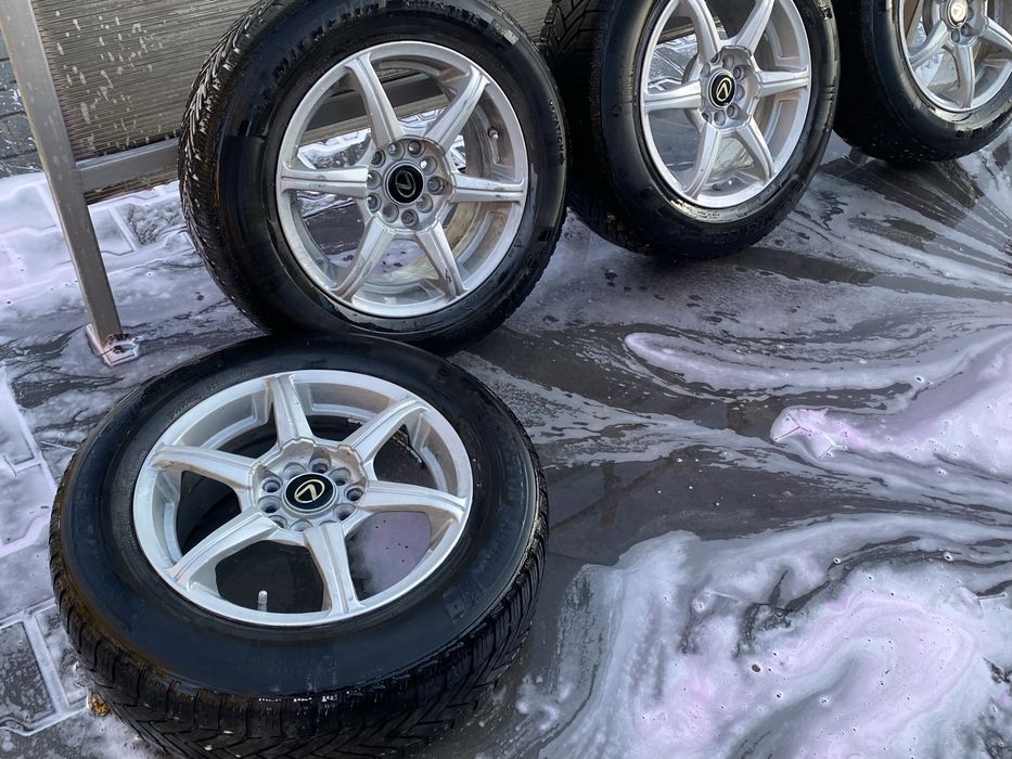 Комплект колеса зимова резина та диски R15