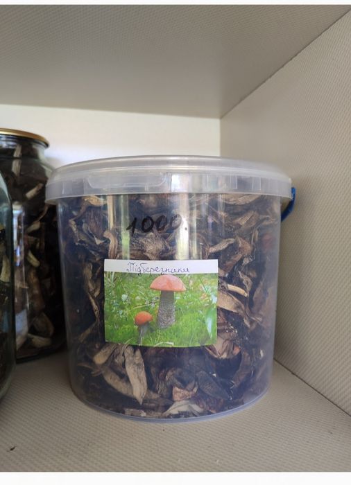 Мариновані Білі гриби сухі Білі гриби Лисички