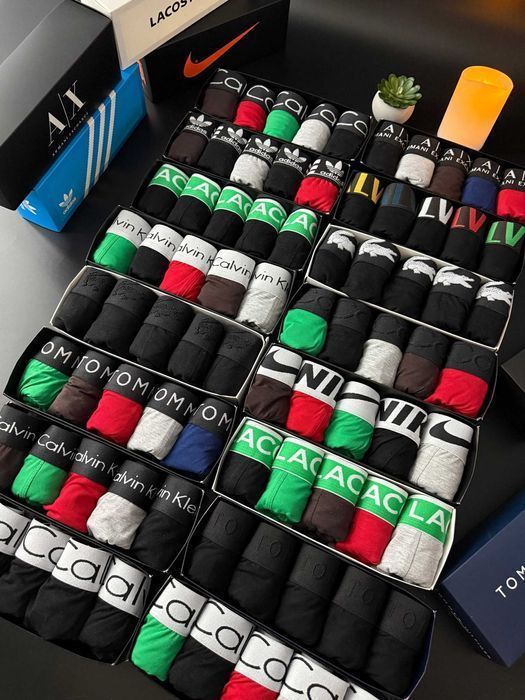 Чоловічі боксери Келвін Кляйн серія 3D. Мужские трусы Calvin Klein