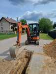 Hitachi ZX33U-6  Minikoparka Hitachi ZX33U-6 + 3 łyżki