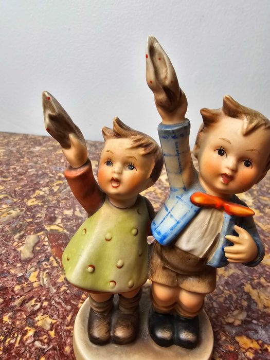 Figurka porcelana Goebel Hummel #153/0 "Auf Widersehen" 15 cm Niemcy