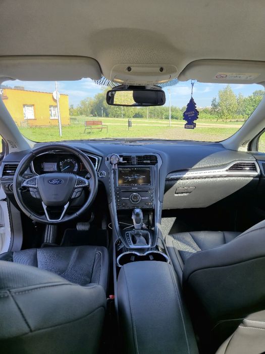 Sprzedam ford mondeo mk5 2.0 hybrid zamiana