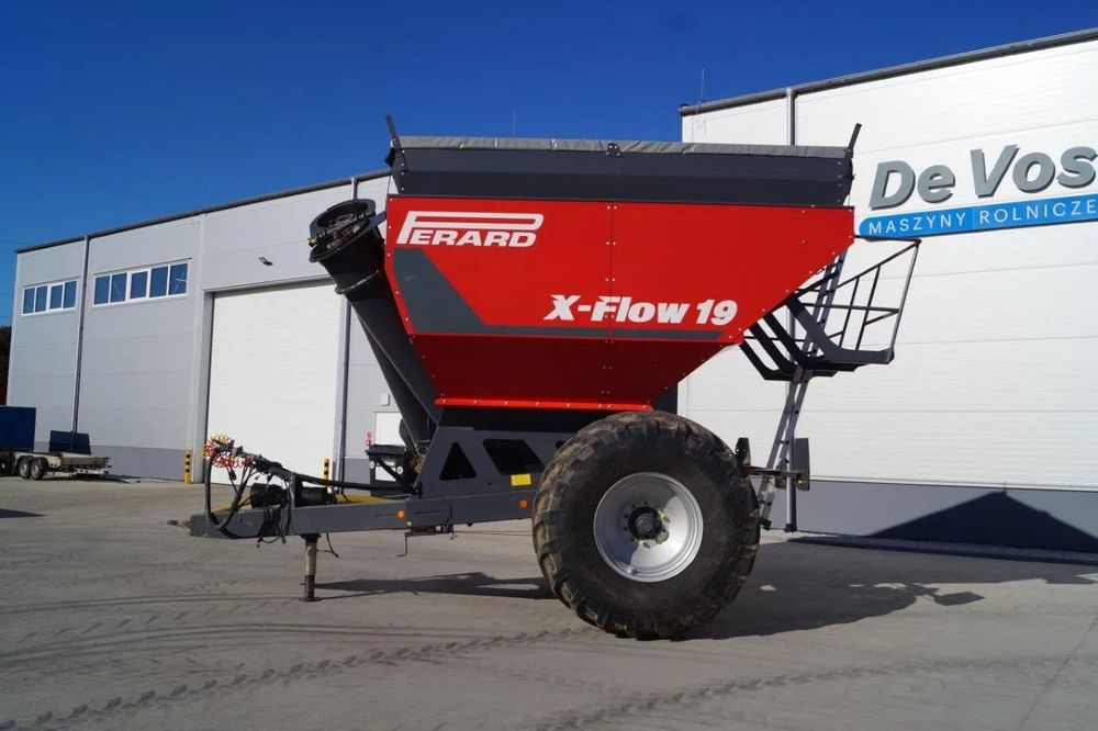 PERARD óz Przeładowczy Przyczepa Przeładowcza X-FLow 19m3  Wynajem