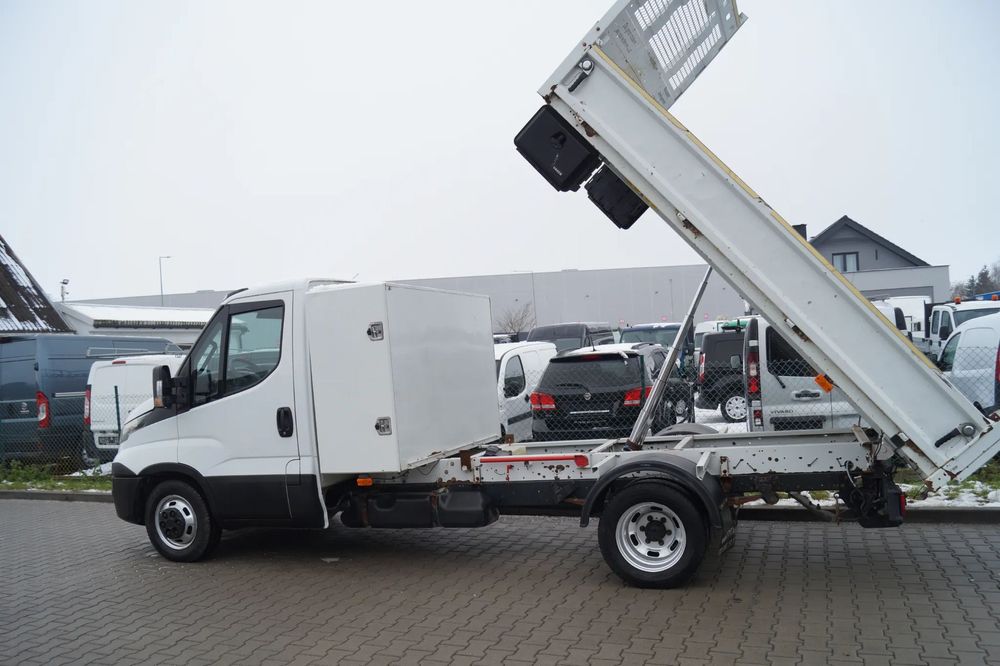 Iveco Daily  Wywrotaka koła blizniaki