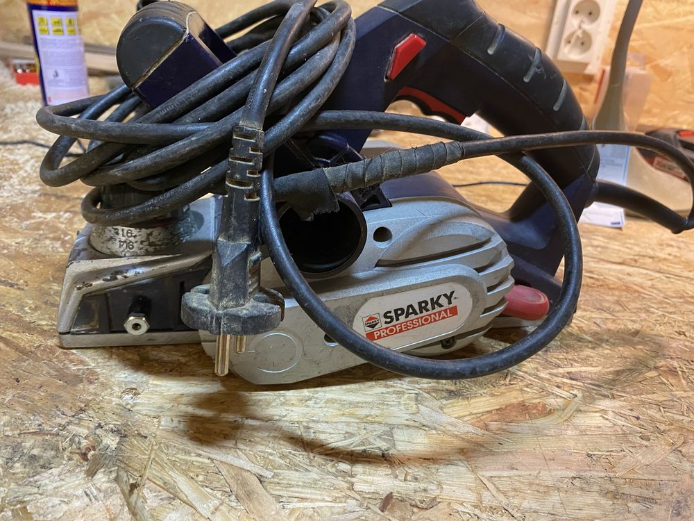 Strug sparky p282