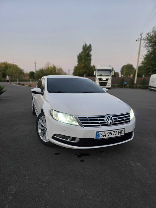 Volkswagen Passat CC дизель 2.0 2012 рік. Офіційне