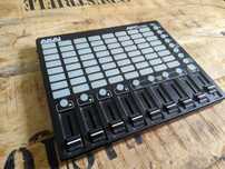 Akai APC mini - kontroler USB
