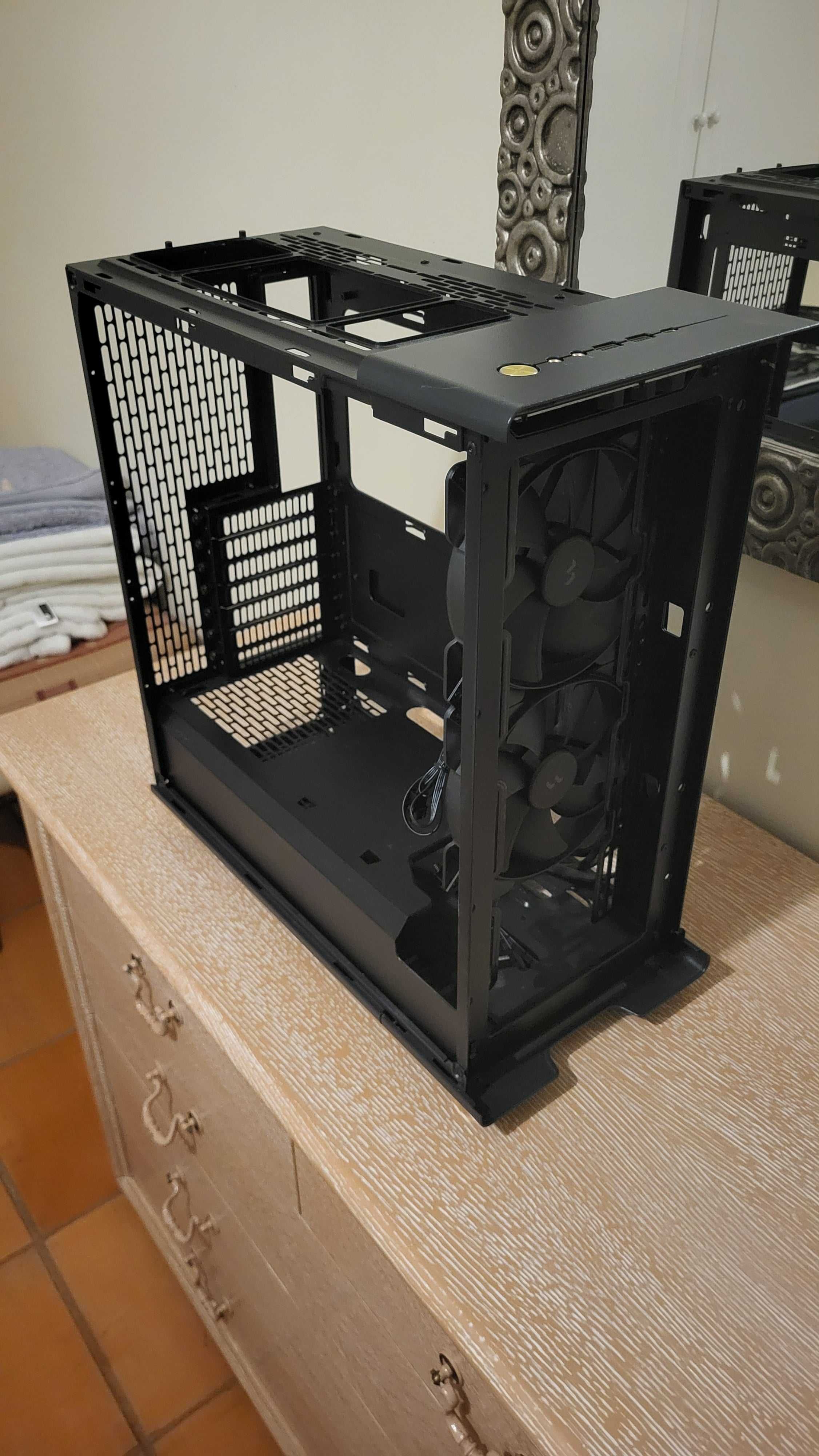 Caixa ATX Fractal Design North Preta com Vidro Temperado