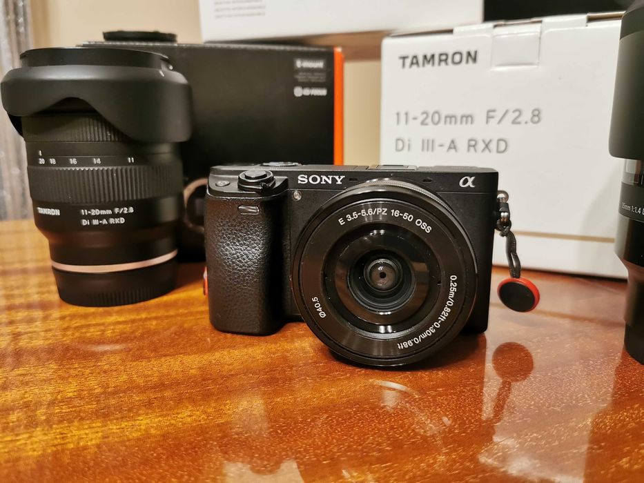 Bogaty zestaw Sony a6300, Sigma Art 35mm, Tamron 11-20mm