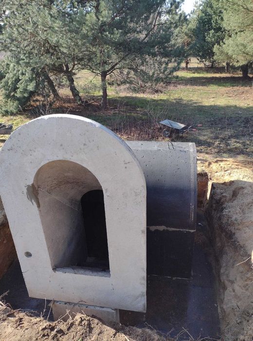 piwnica betonowa ziemianka ogrodowa szczelna przedsionek schody tunel