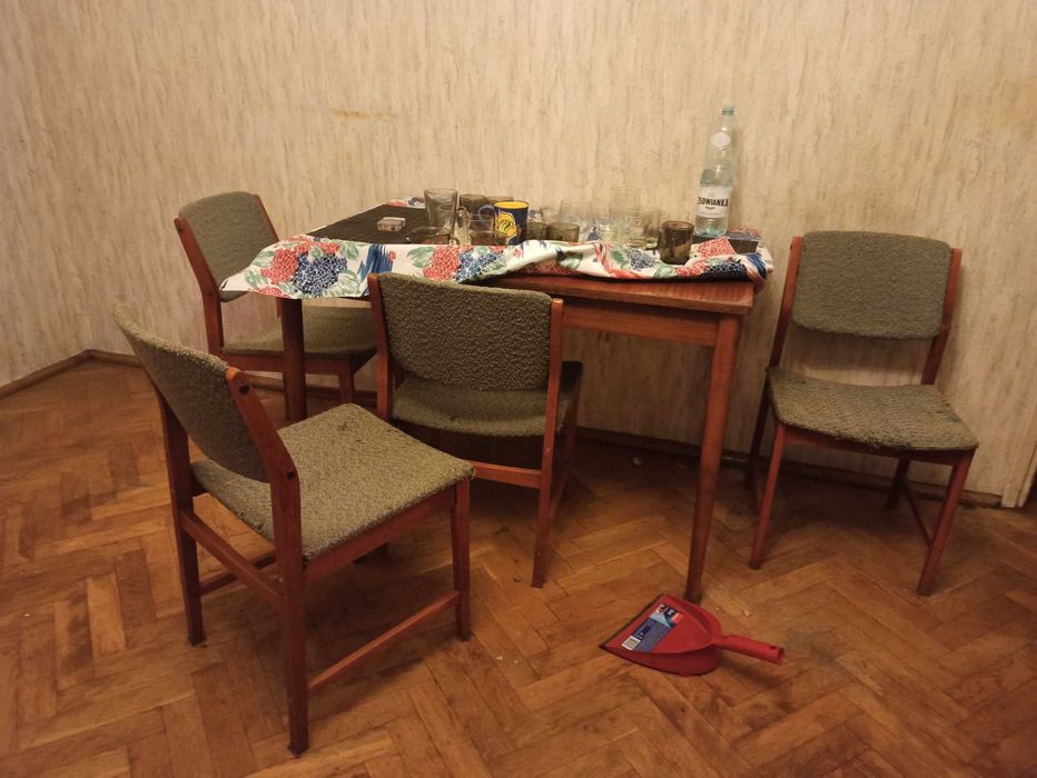 Komplet stół krzesła patyczak PRL
