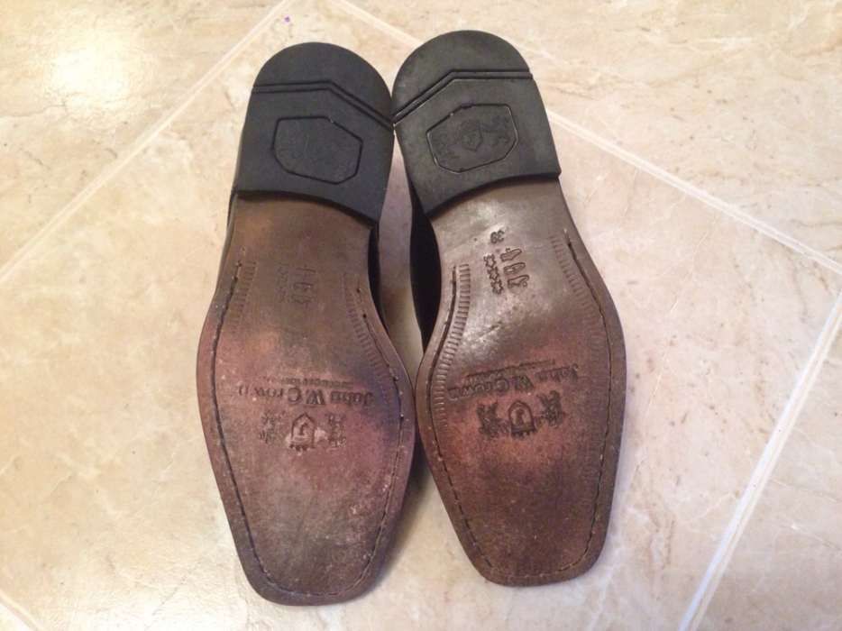 Sapato Preto em pele