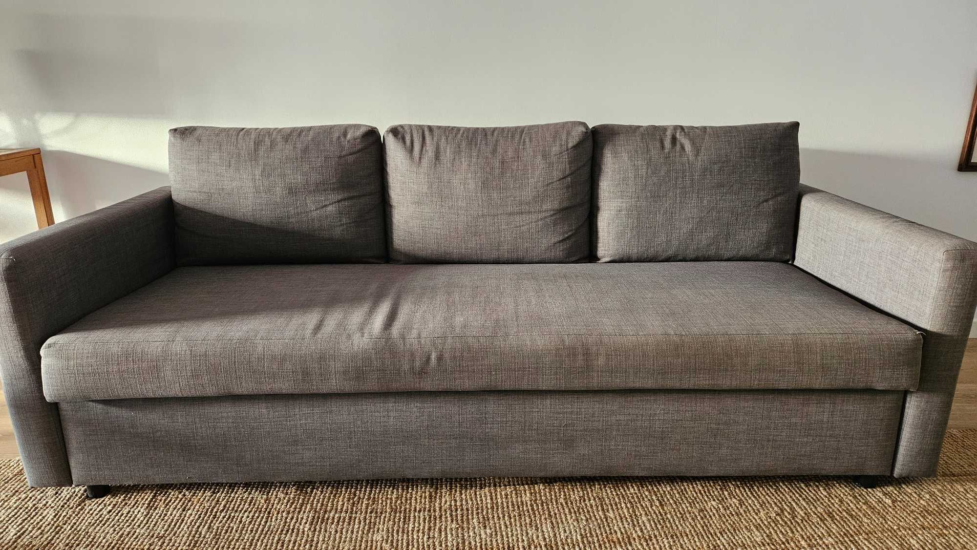 Sofá-cama IKEA FRIHETEN – cinzento escuro
