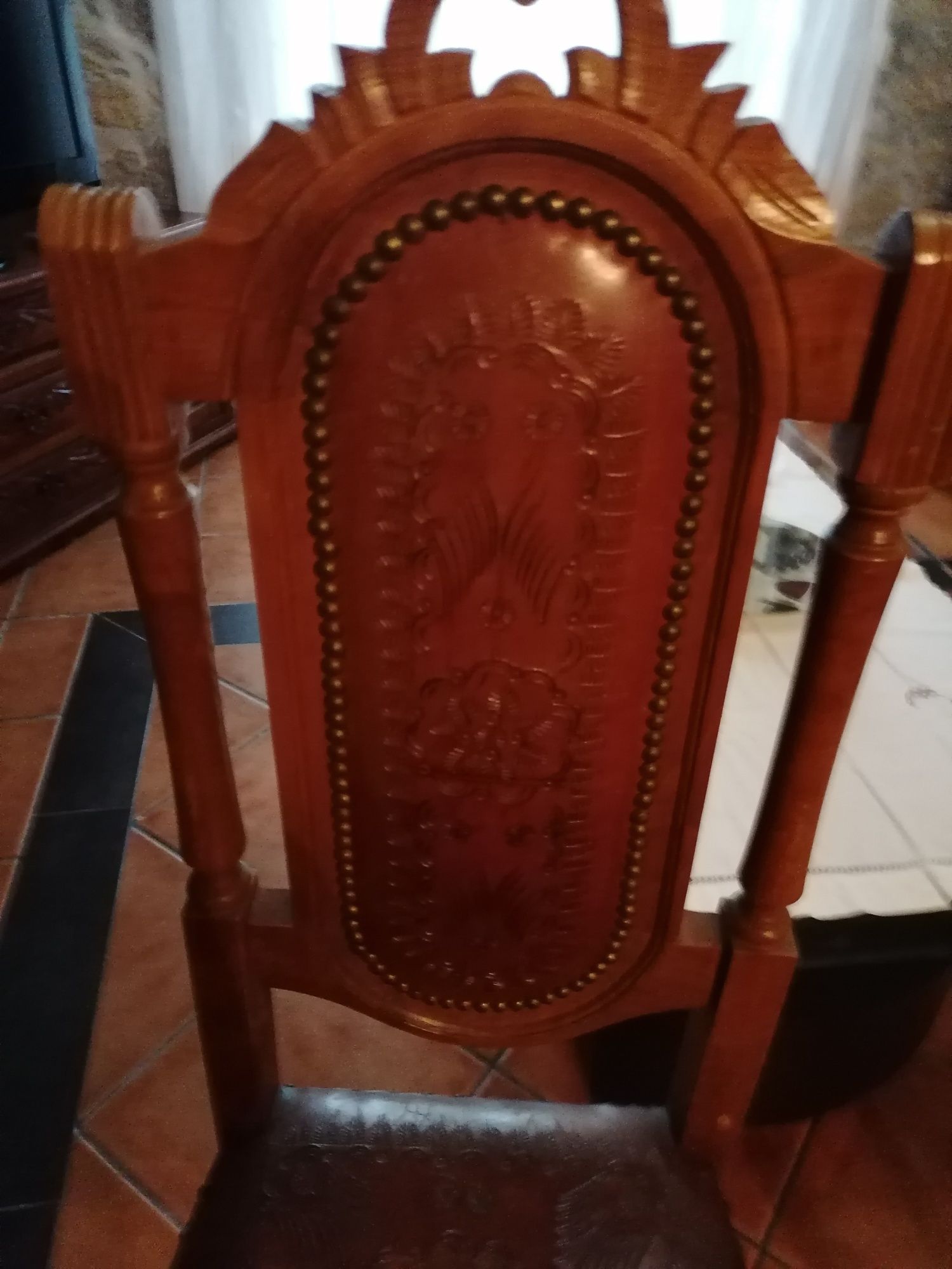 Vendo 6 cadeiras de sala