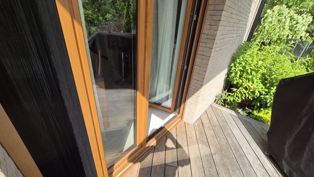 Moskitiery PLISOWANE NA WYMIAR - montaż - Żaluzje Rolety Plisy