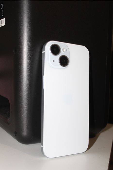 iPhone 15 128 GB