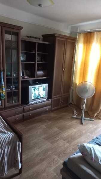 Продам 1кв. Козачья Центр