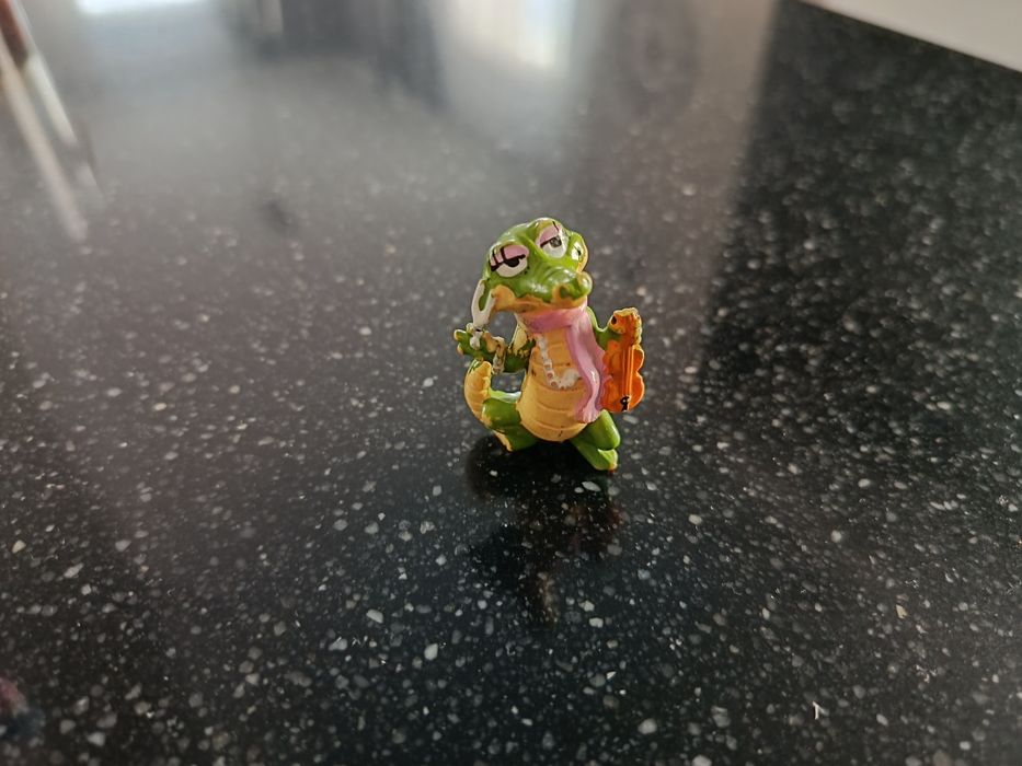 Figurka Krokodyl Kinder niespodzianka Vintage lata 90