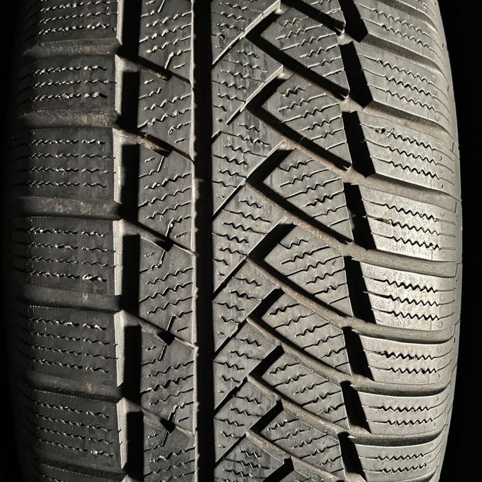 Шини 235/65/17 - 4шт Continental WinterContact TS850p зима