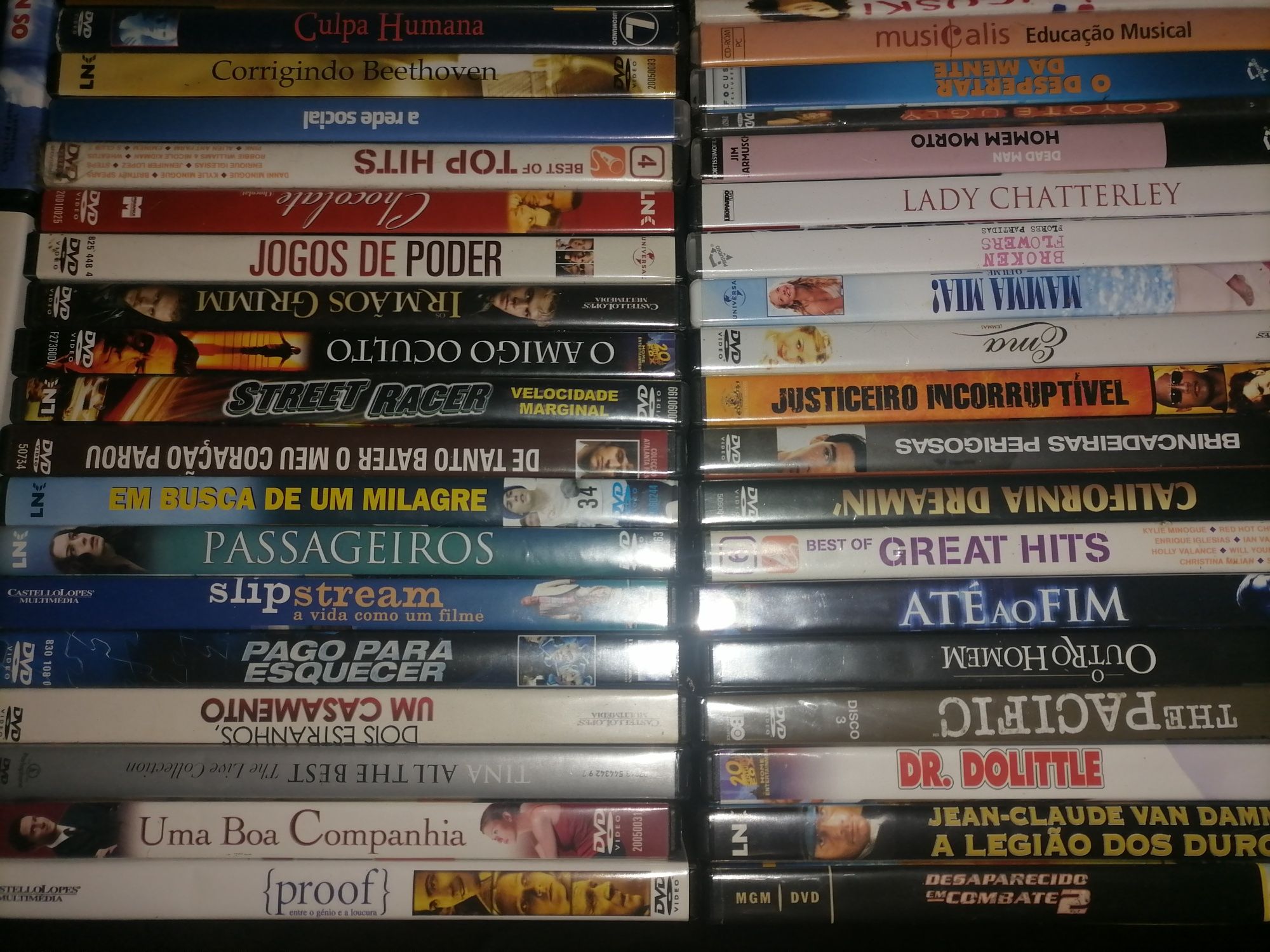 Conjunto 80 DVD filmes diversos por 40 €