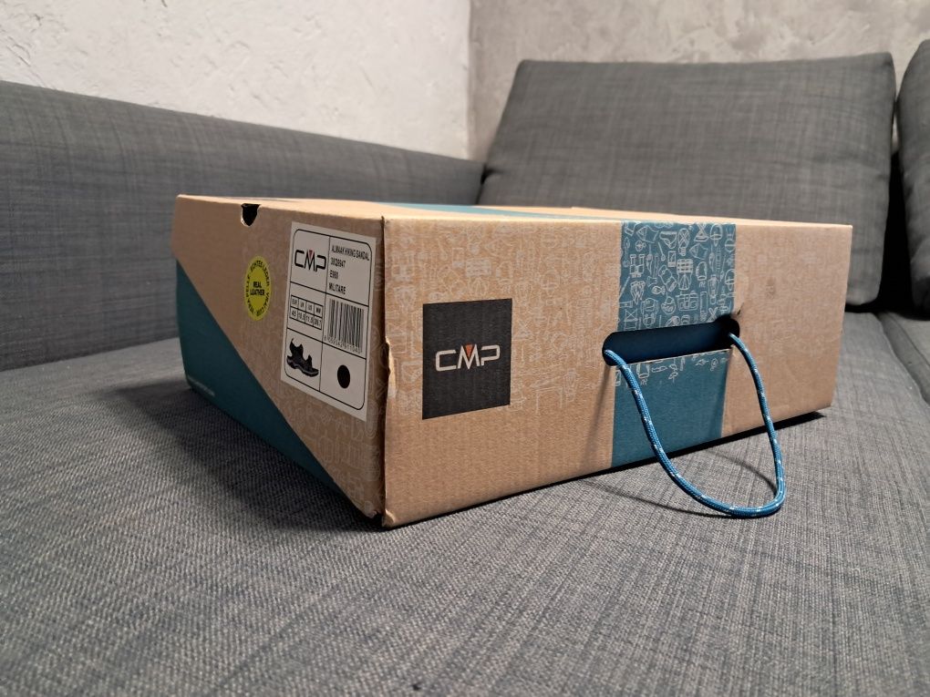 Продам чоловічі босоніжки фірми CMP