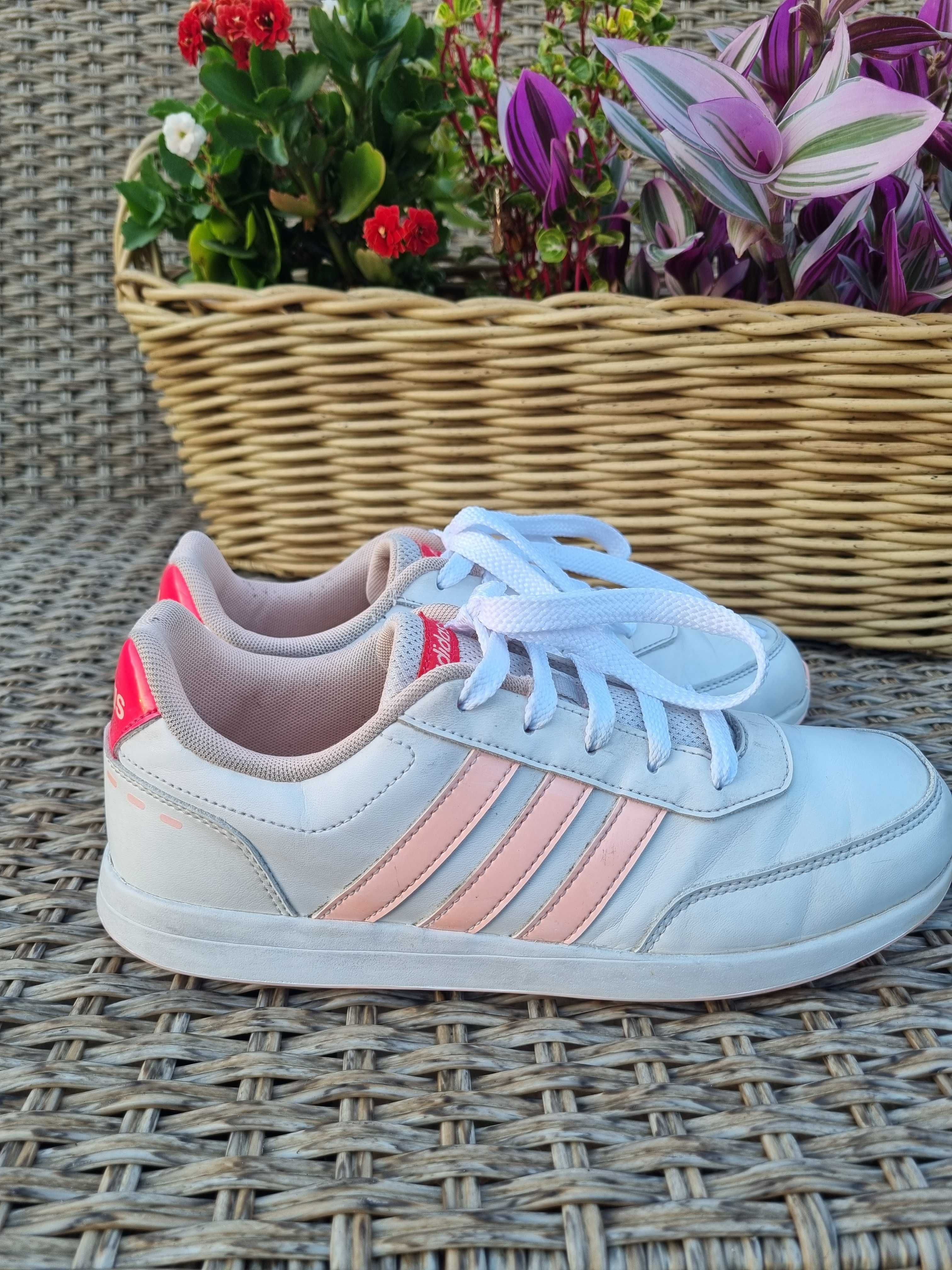 ADIDAS R 38 sneakersy Vs Switch 2.0 białe kolekcja NEO różowa podeszwa