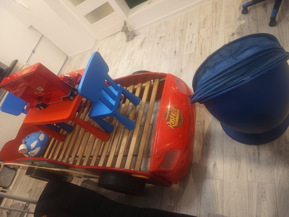 2 Krzesełka  i stolik mamut, fotel jajko zamykany