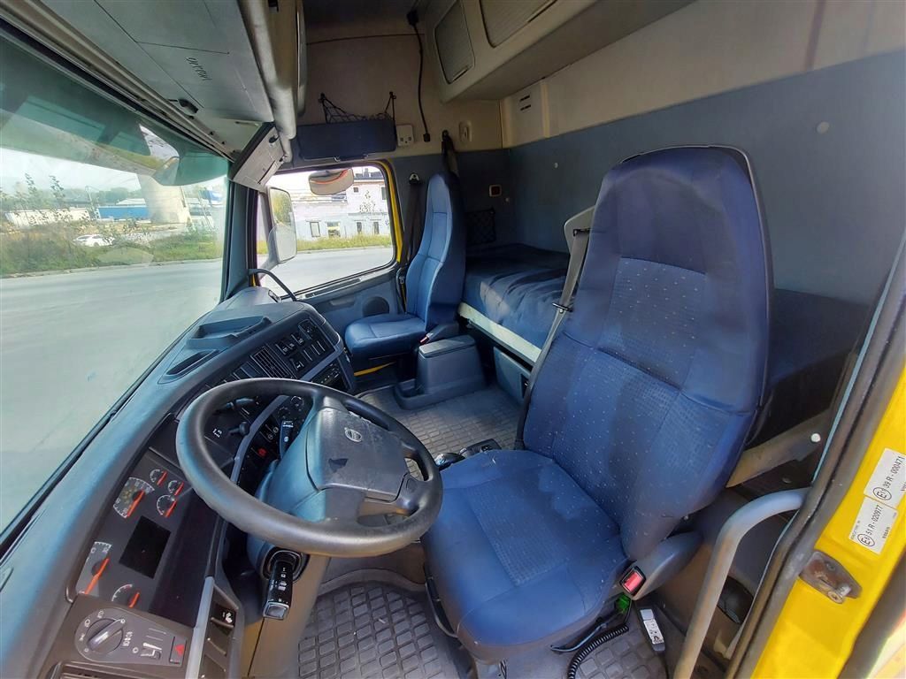 Kabina volvo FH12 FH13 Globetrotter XL