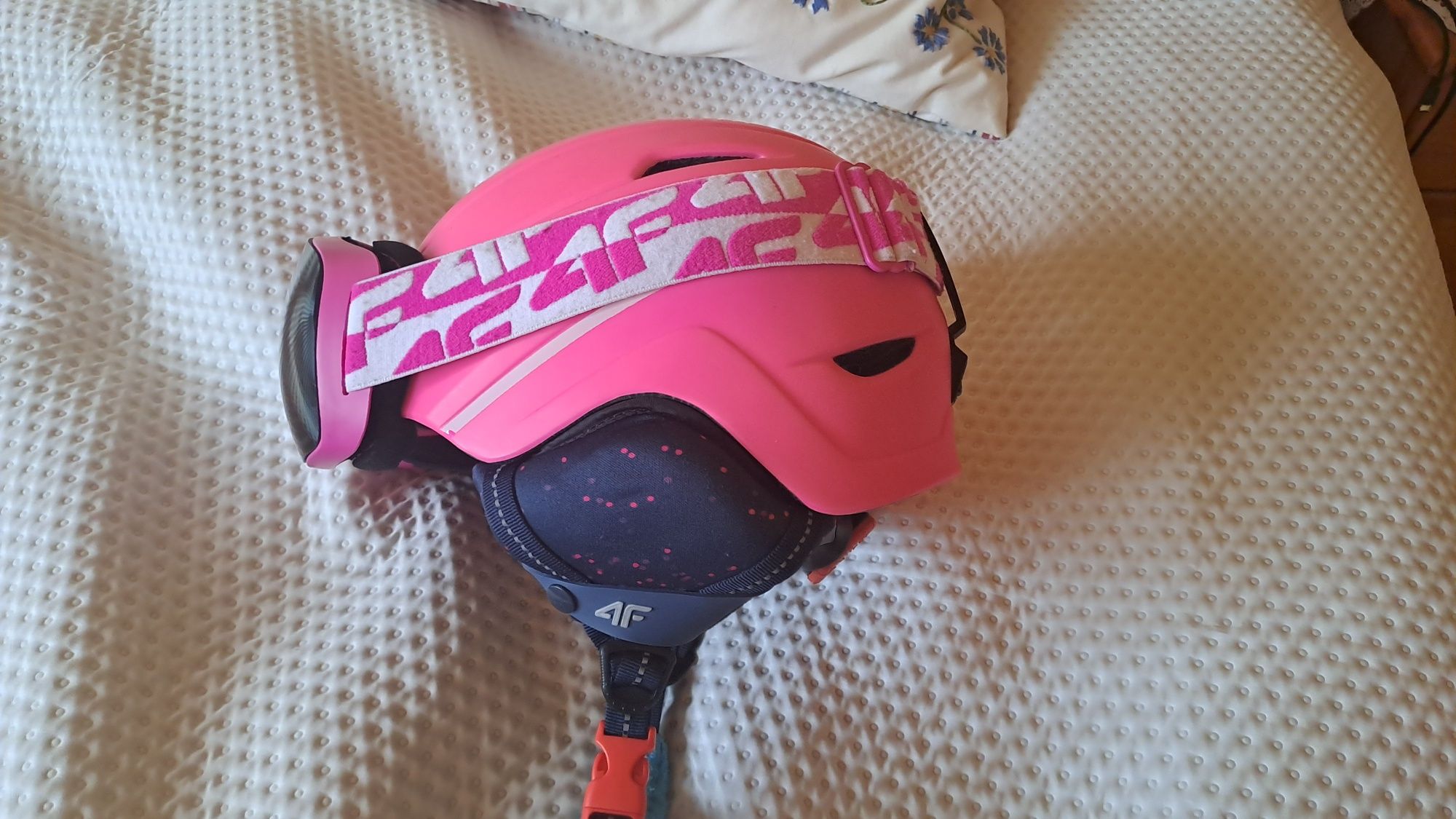 Kask narciarski 4f junior M (55-58 cm)