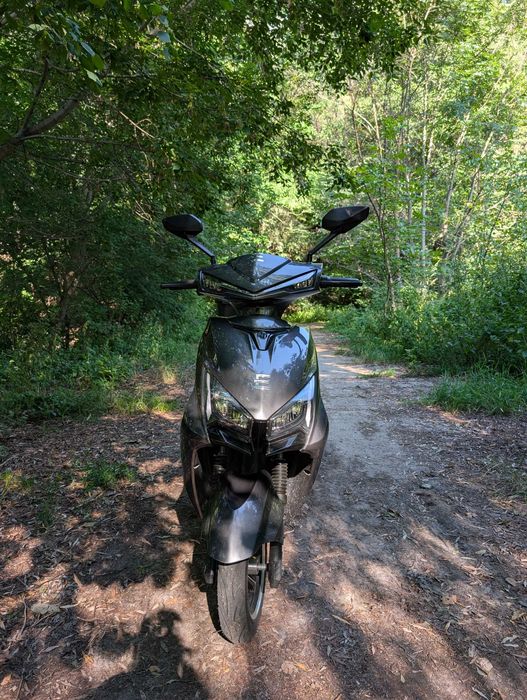 Продам електроскутер Elwinn Skywave