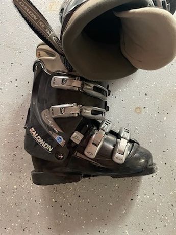 Buty narciarskie