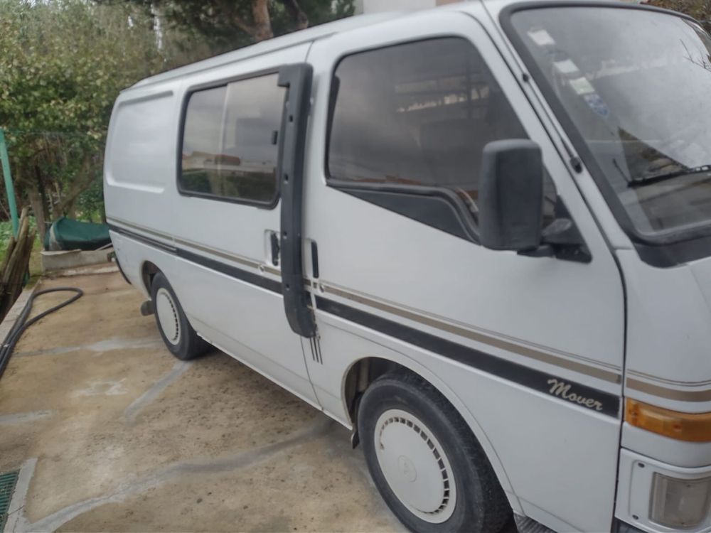 Carrinha Isuzo Midi