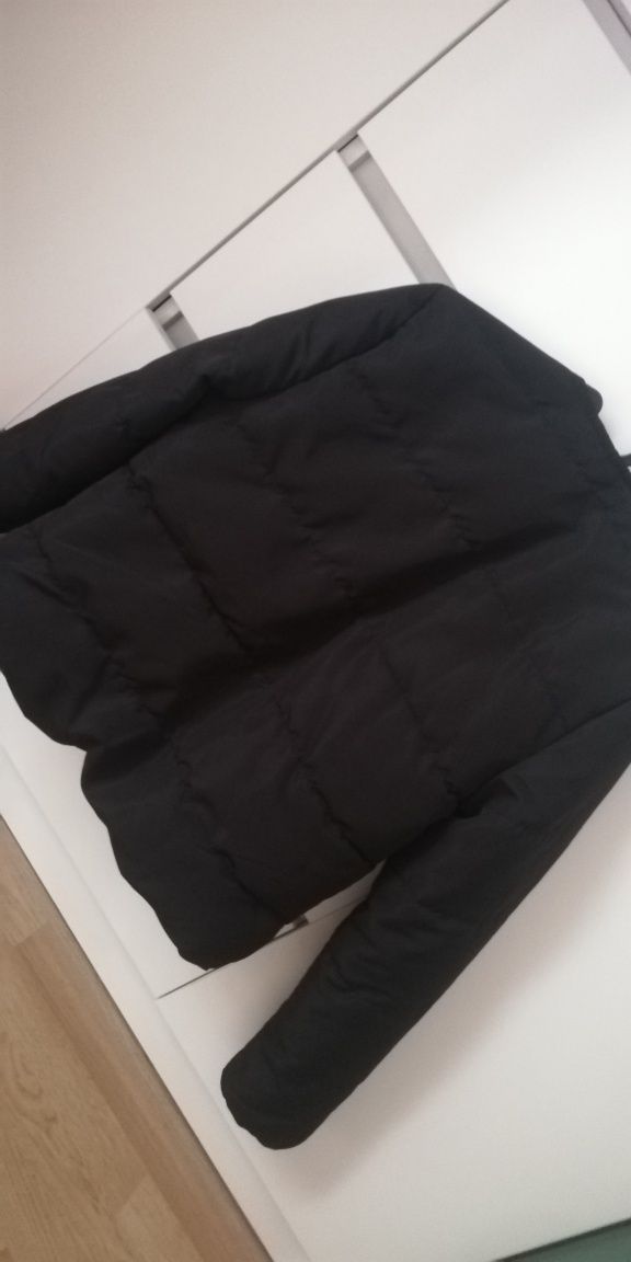 Czarna kurtka H&M