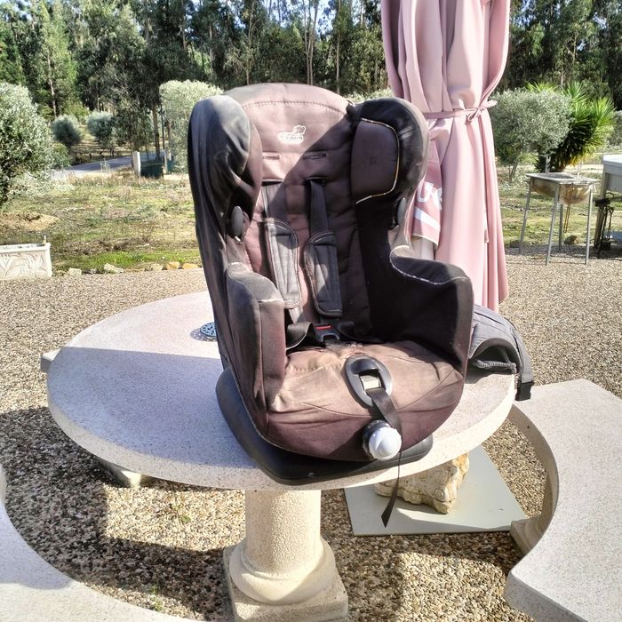 Cadeira para carro e cinta de criança