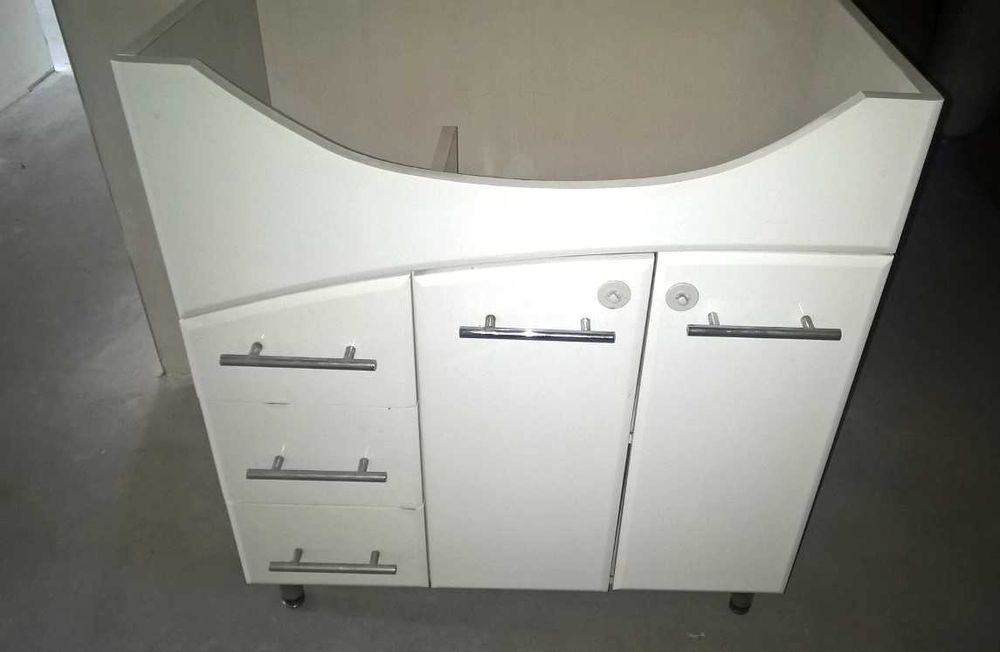 SZAFKA ŁAZIENKOWA - biała z połyskiem + UMYWALKA - zadbana !!!